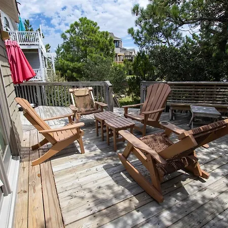 137, Sandpiper- Oceanside, Hot Tub, Close To Beach And Community Amenities!